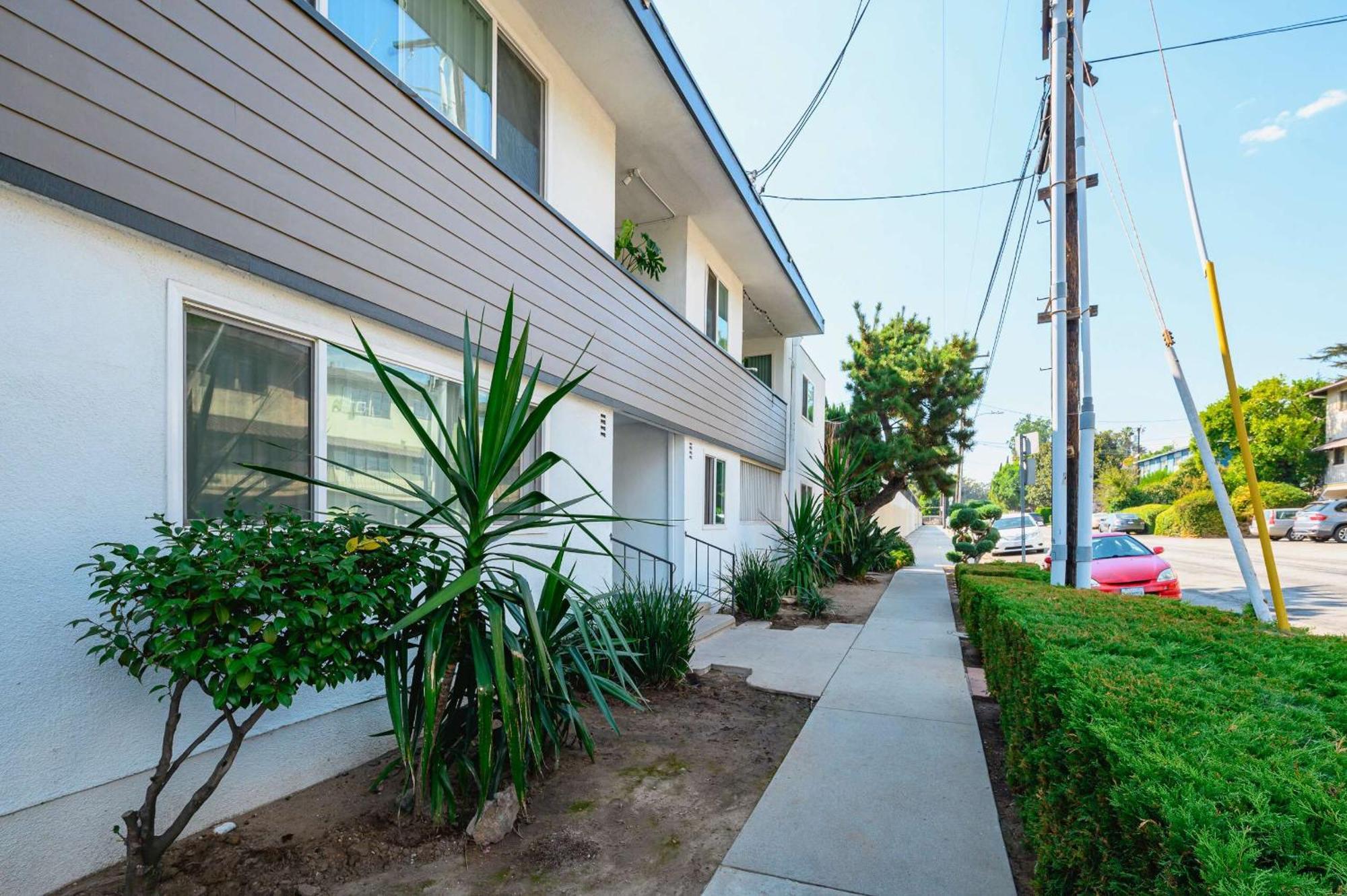 New Renovated 2B2B Apt Self Checkin Free Parking 1 帕萨迪纳 外观 照片