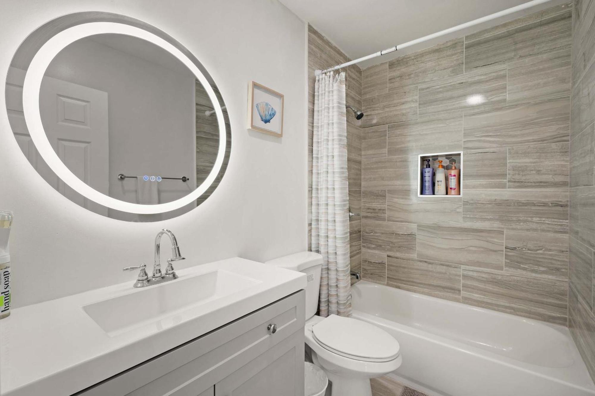 New Renovated 2B2B Apt Self Checkin Free Parking 1 帕萨迪纳 外观 照片