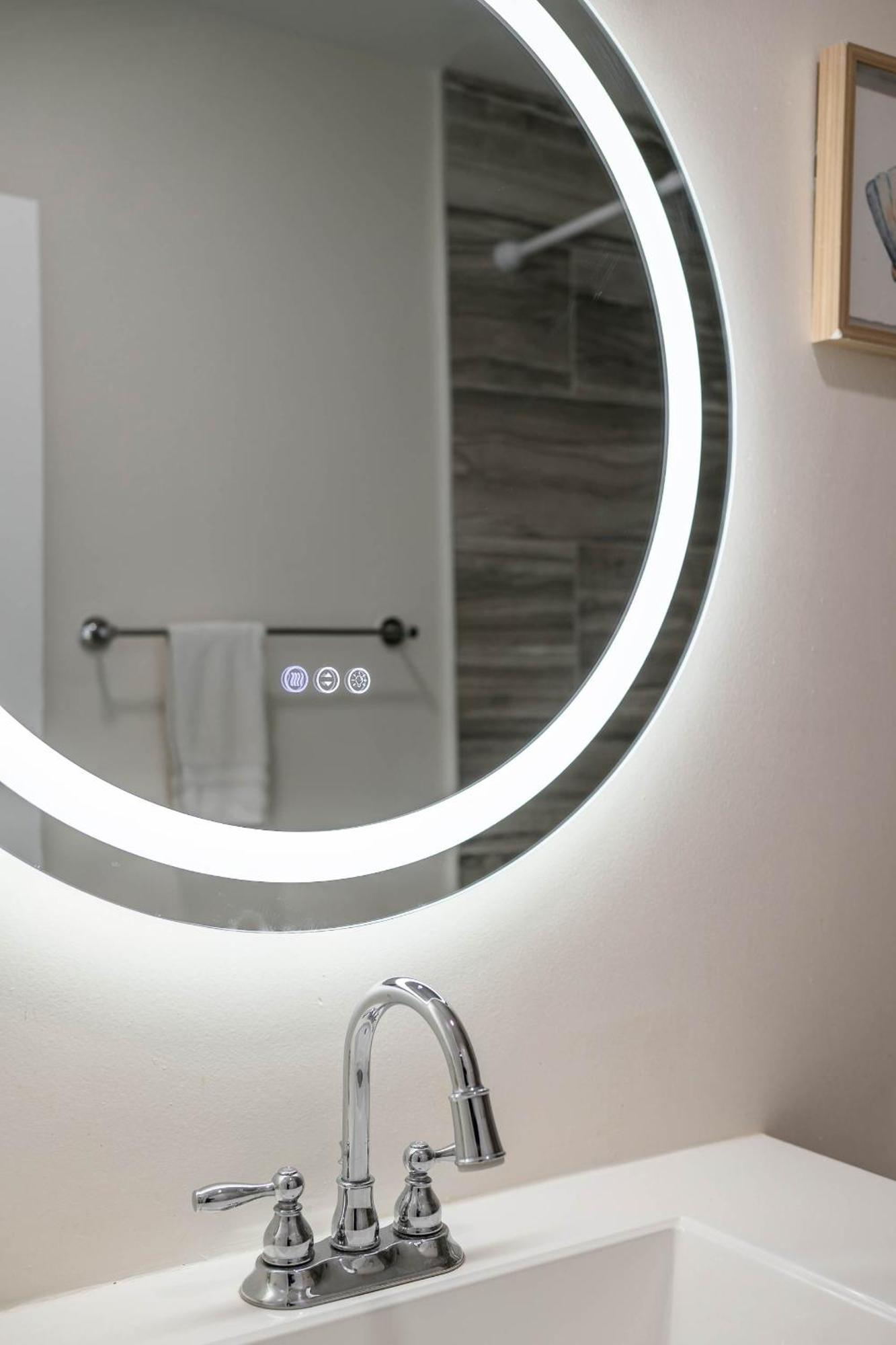 New Renovated 2B2B Apt Self Checkin Free Parking 1 帕萨迪纳 外观 照片